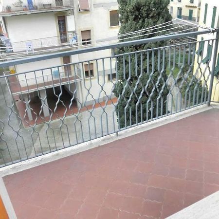 Accogliente Appartamento A 20M Dal Mare Levanto Exterior photo